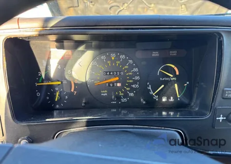 1988 Saab 900 из США, поврежденный, VIN YS3AT76L3J7040435